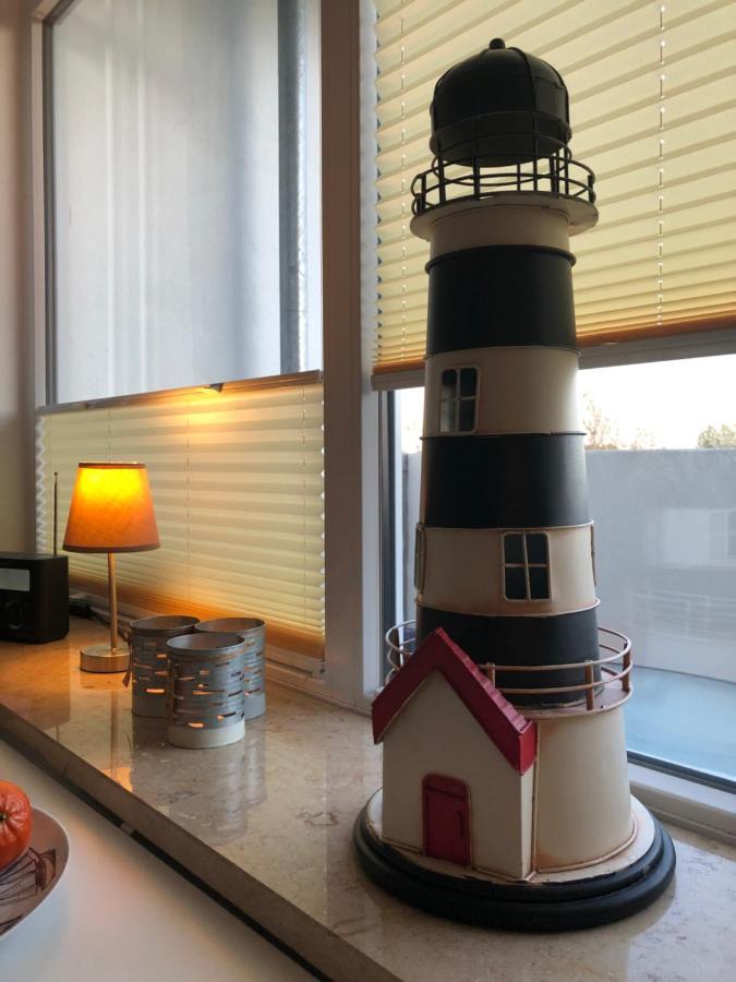 Ferienwohnung Sandkueste Mit Strandkorb & Indoor Spielplatz Хайлигенхафен Екстериор снимка