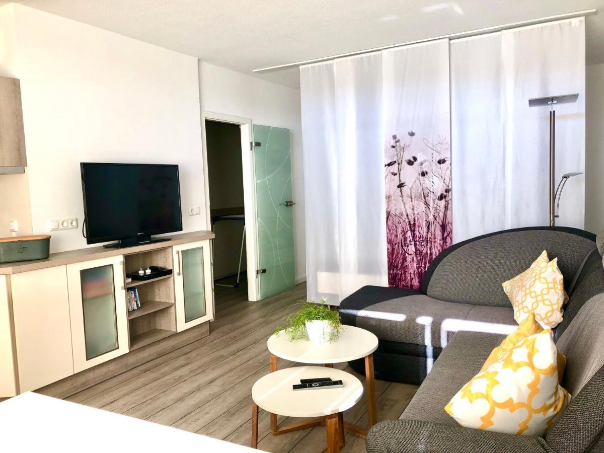 Ferienwohnung Sandkueste Mit Strandkorb & Indoor Spielplatz Хайлигенхафен Екстериор снимка