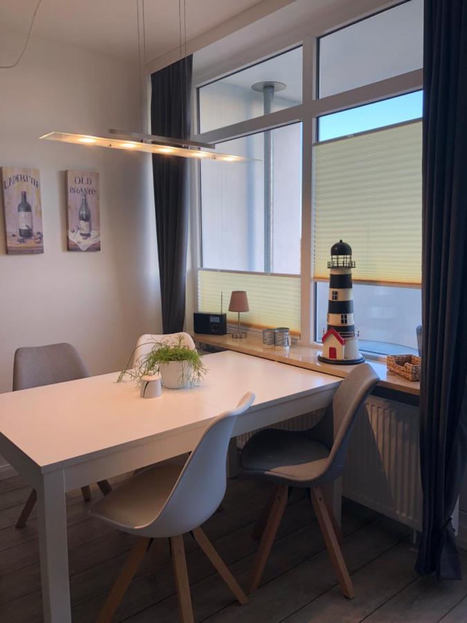 Ferienwohnung Sandkueste Mit Strandkorb & Indoor Spielplatz Хайлигенхафен Екстериор снимка